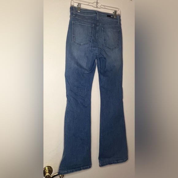 Kut from the Kloth Stella high rise flare Light  Jeans - Picture 4 of 7